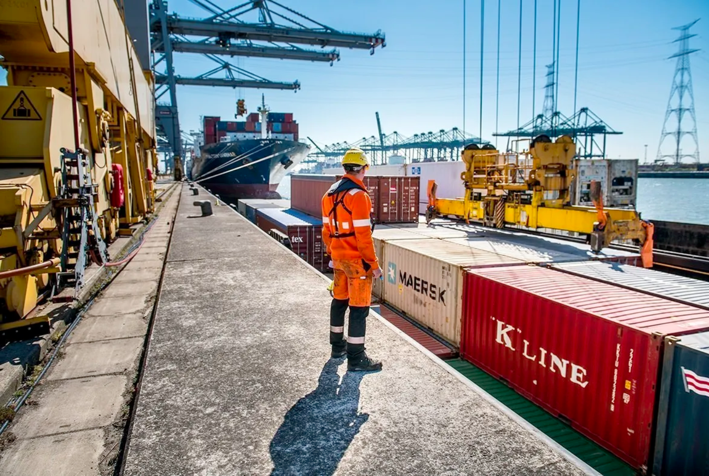LogTech Solutions Explained: Customs Operations