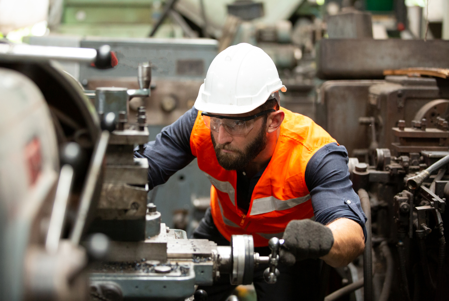 How LogTech Companies Can Forge Stronger Customer Bonds